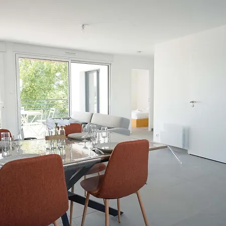 Bel Neuf Dans Le Centre Des Herbiers Au 2ème étage