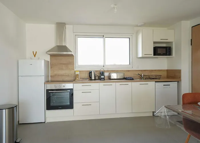 Appartement Bel Neuf Dans Le Centre Des Herbiers Au 2ème étage *